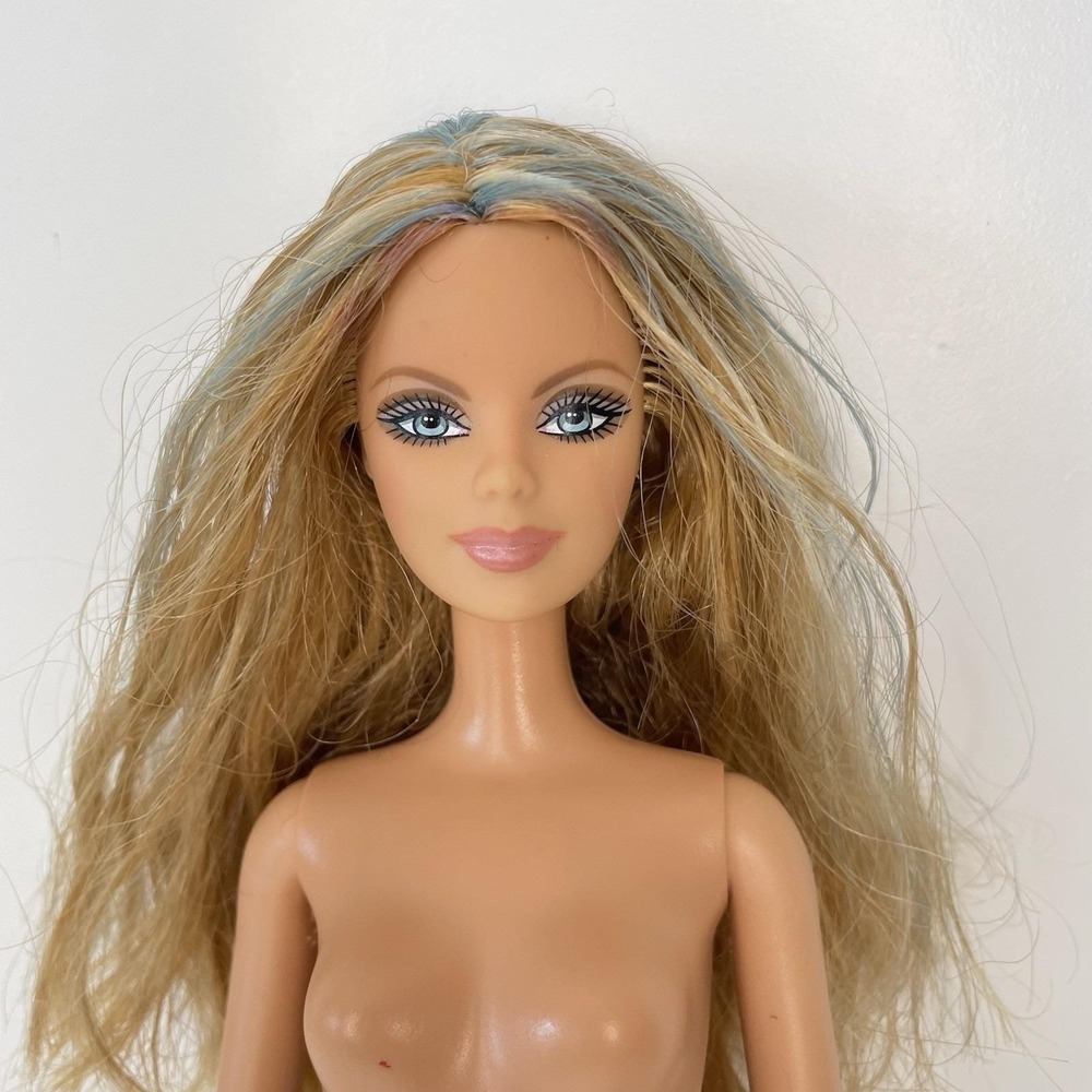 Barbie Fashion Fever Animal Print Doll 2005 Mackie Face Blonde Teal Highlights